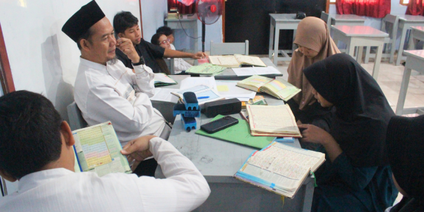 AL-Quran Day kelas 8
